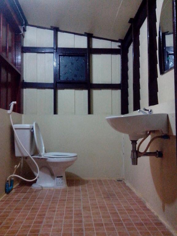 Baan Kong 2*