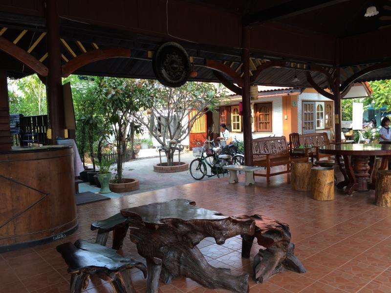 Baan Kong 2*