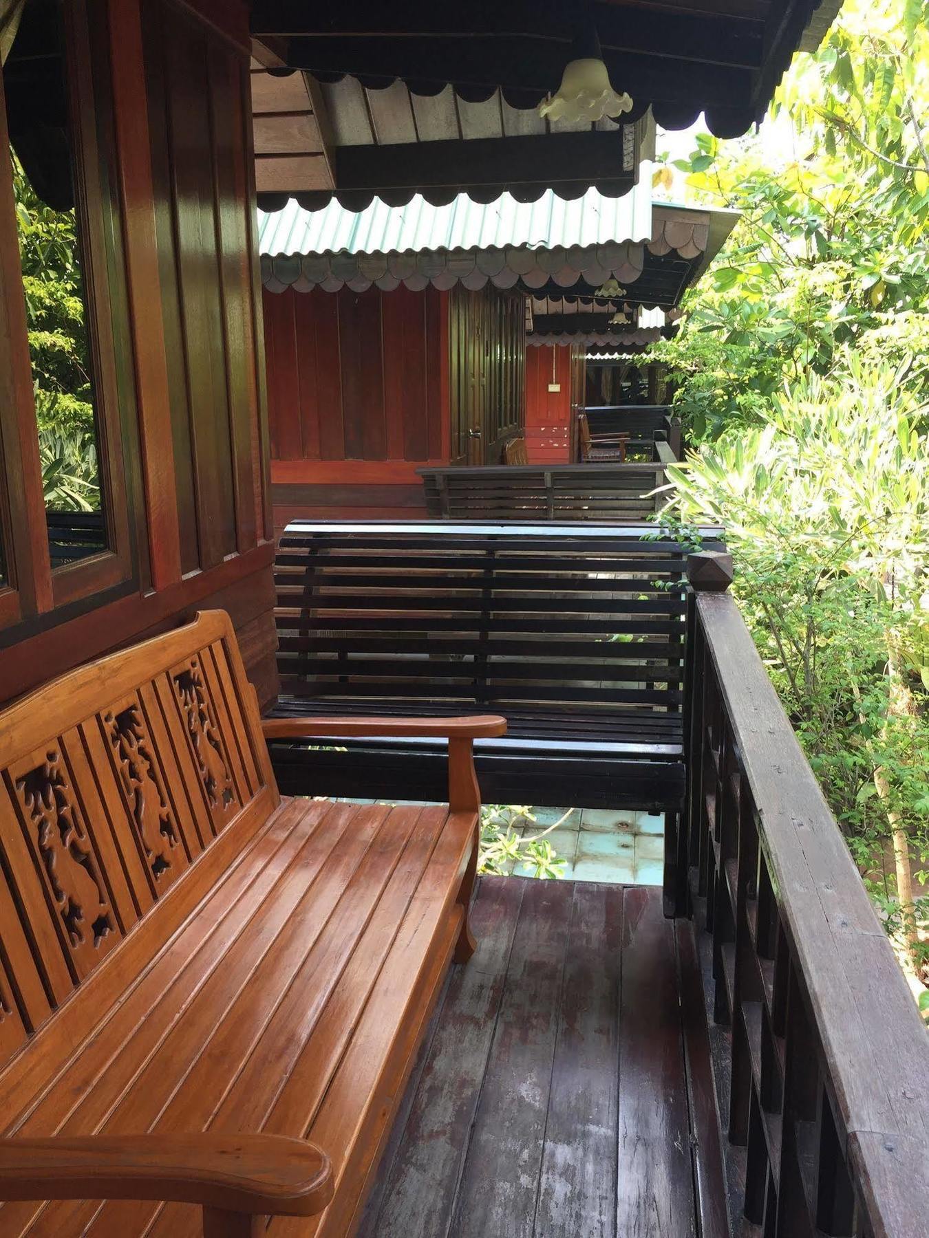 Baan Kong 2*