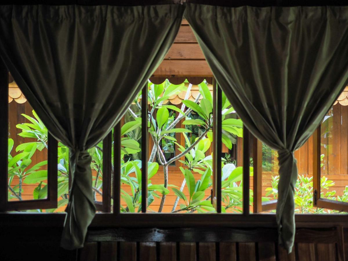 Baan Kong 2*